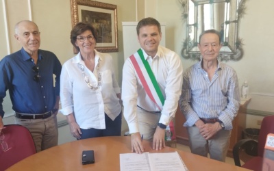 “Cuore Amico” Mirano ODV, continua grazie agli Associati, a fare donazioni di defibrillatori.